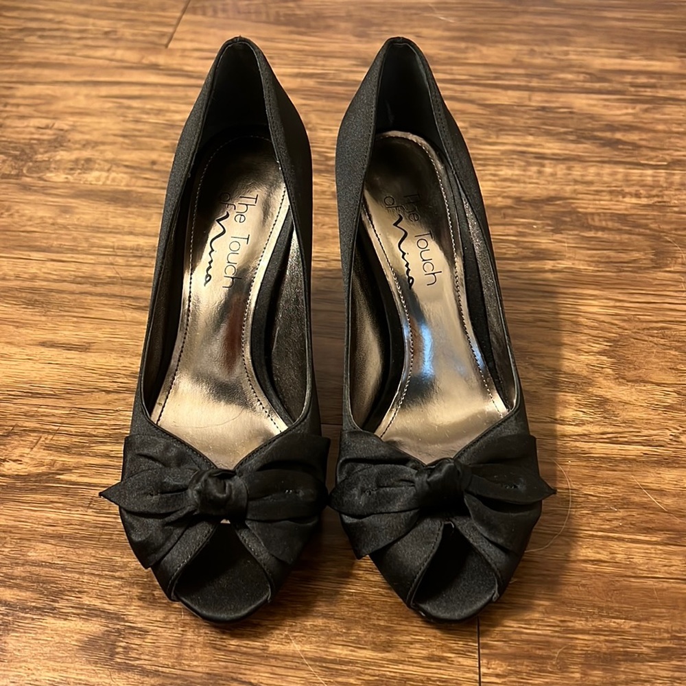 The Touch of Nina black satin peep toe heels 6.5